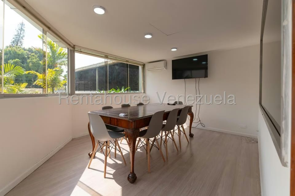 Comercial (Oficina) en Alquiler en Altamira, Distrito Metropolitano - 25