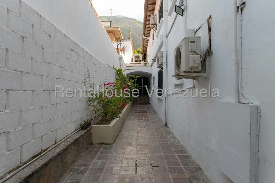 Comercial (Oficina) en Alquiler en Altamira, Distrito Metropolitano - 5