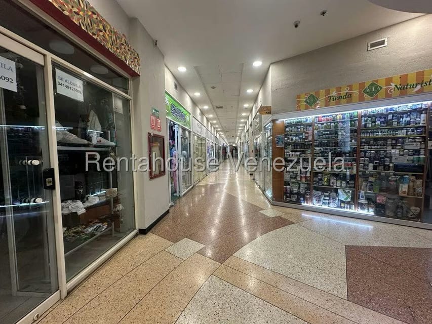 Comercial (Local Comercial) en Alquiler en San Bernardino, Distrito Metropolitano - 11