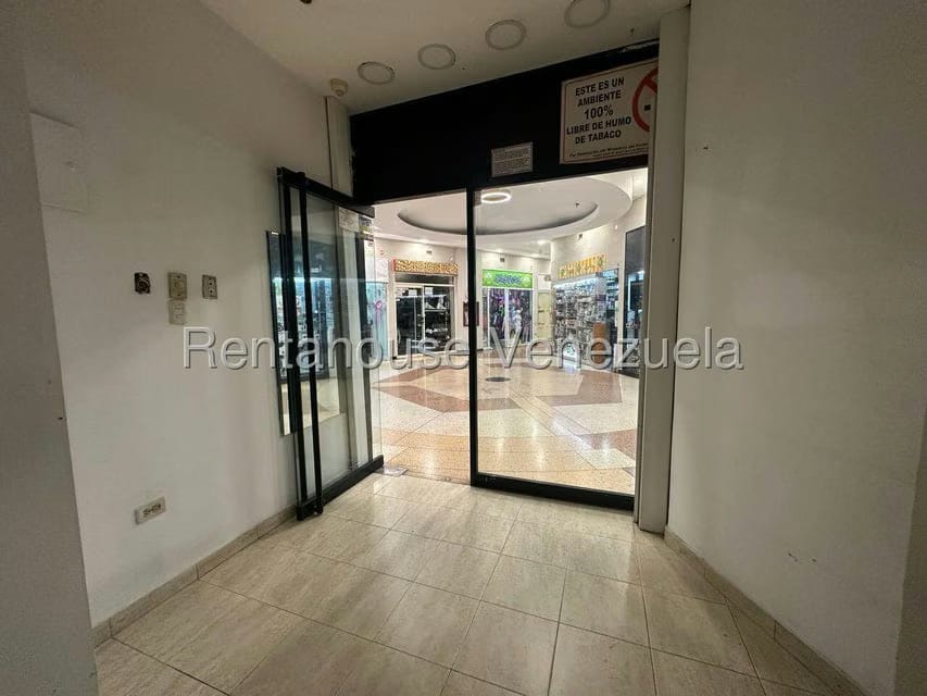 Comercial (Local Comercial) en Alquiler en San Bernardino, Distrito Metropolitano - 8