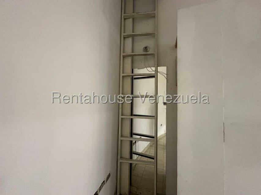 Comercial (Local Comercial) en Alquiler en San Bernardino, Distrito Metropolitano - 9