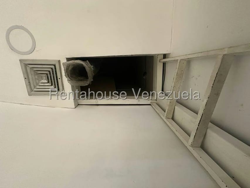 Comercial (Local Comercial) en Alquiler en San Bernardino, Distrito Metropolitano - 10