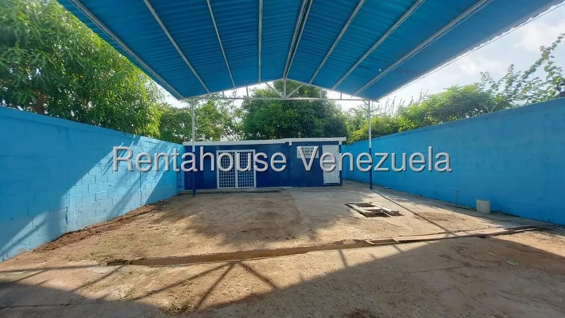 Terreno (Comercial) en Venta en Avenida 32, Zulia - 5