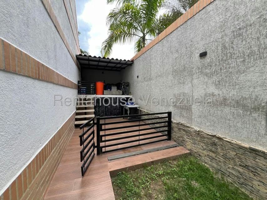 Townhouse (Duplex) en Venta en Guataparo, Carabobo - 11