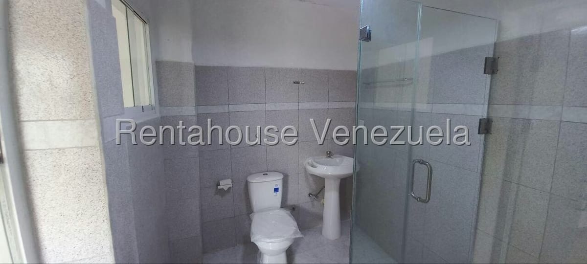 Casa (Multipes Niveles) en Venta en La Rosaleda, Miranda - 19