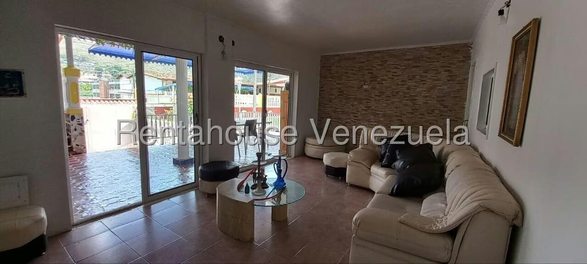 Casa (Multipes Niveles) en Venta en La Rosaleda, Miranda - 4
