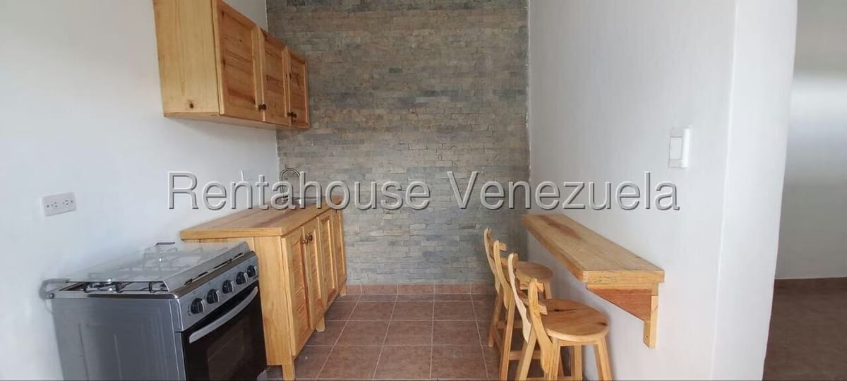 Casa (Multipes Niveles) en Venta en La Rosaleda, Miranda - 36