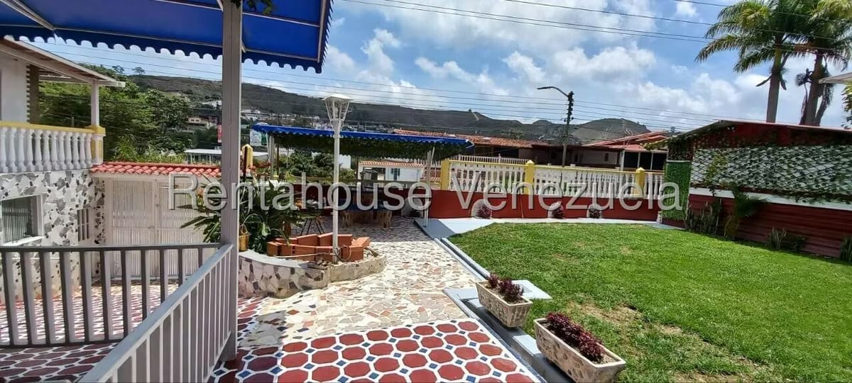 Casa (Multipes Niveles) en Venta en La Rosaleda, Miranda - 42