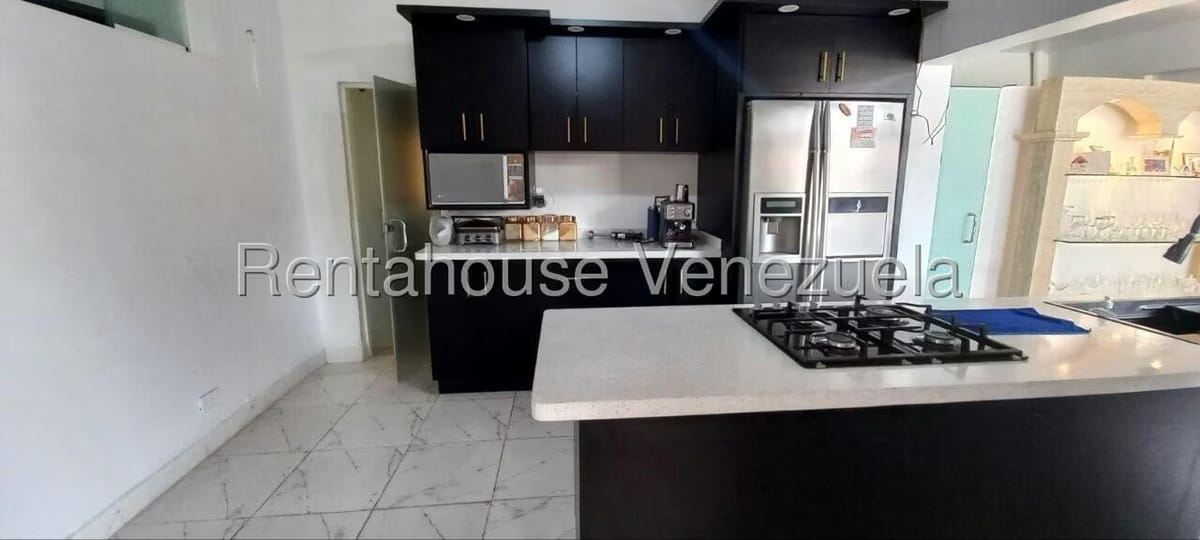 Casa (Multipes Niveles) en Venta en La Rosaleda, Miranda - 8
