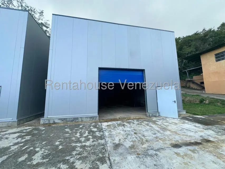 Comercial (Galpon - Deposito) en Alquiler en La Union, Distrito Metropolitano - 16