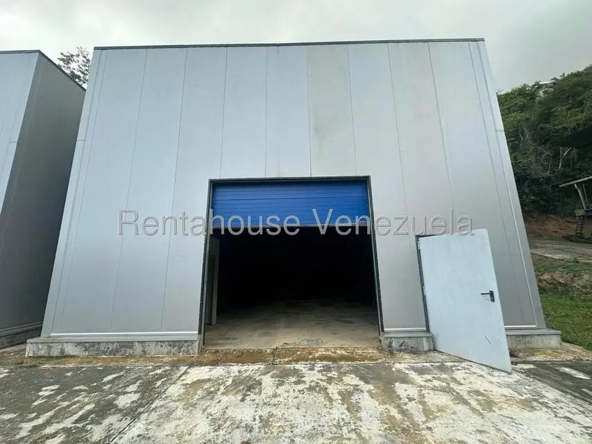 Comercial (Galpon - Deposito) en Alquiler en La Union, Distrito Metropolitano - 17