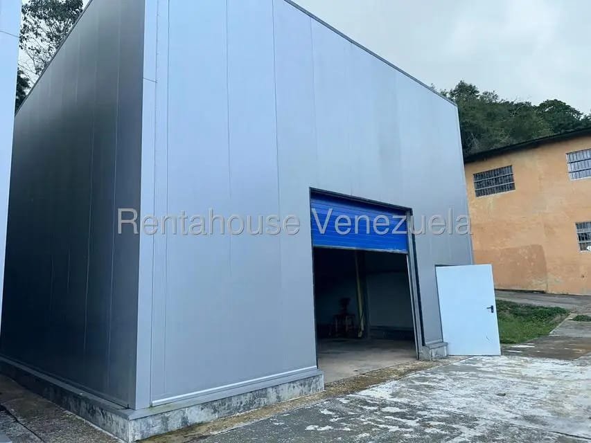 Comercial (Galpon - Deposito) en Alquiler en La Union, Distrito Metropolitano - 5