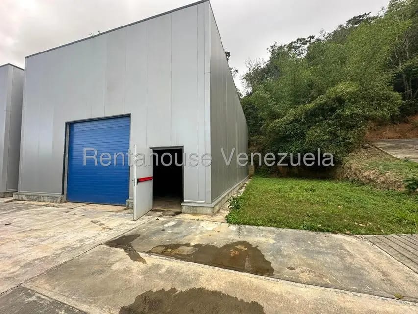 Comercial (Galpon - Deposito) en Alquiler en La Union, Distrito Metropolitano - 6