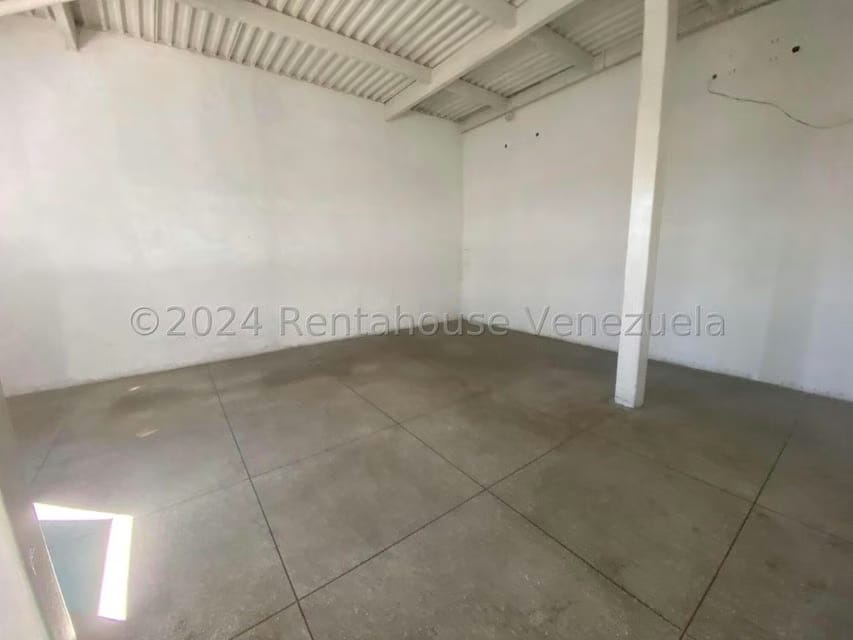 Comercial (Local Comercial) en Alquiler en Avenida Bolivar, Aragua - 15