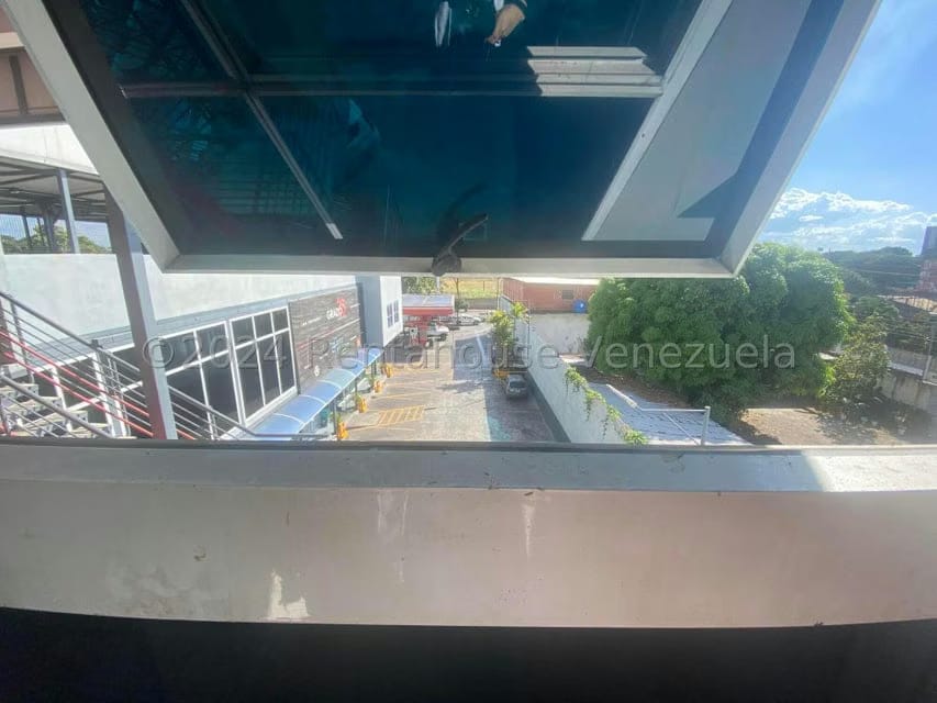 Comercial (Local Comercial) en Alquiler en Avenida Bolivar, Aragua - 25
