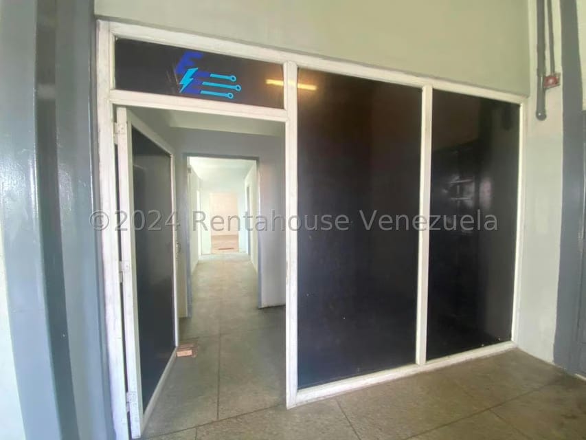 Comercial (Local Comercial) en Alquiler en Avenida Bolivar, Aragua - 26