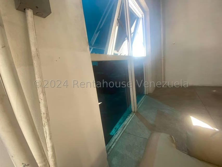Comercial (Local Comercial) en Alquiler en Avenida Bolivar, Aragua - 10