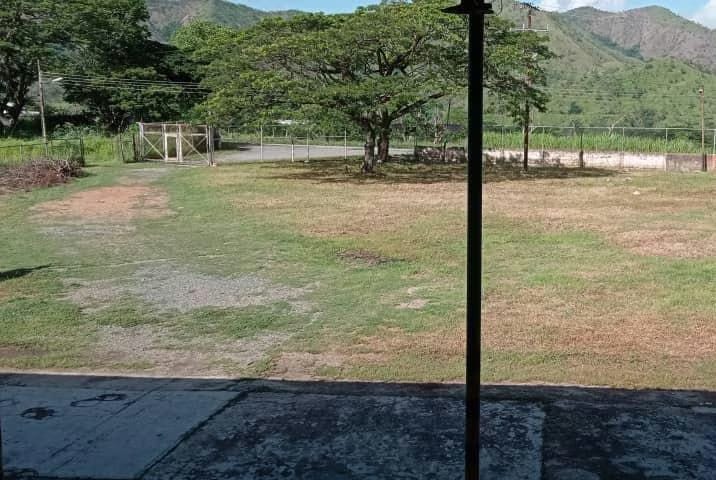 Terreno en Venta - Carretera Nacional San Juan de los Morros - Villa de Cura - Estado Aragua - 4