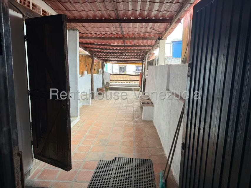 Comercial (Local Comercial) en Alquiler en El Hatillo, Distrito Metropolitano - 22