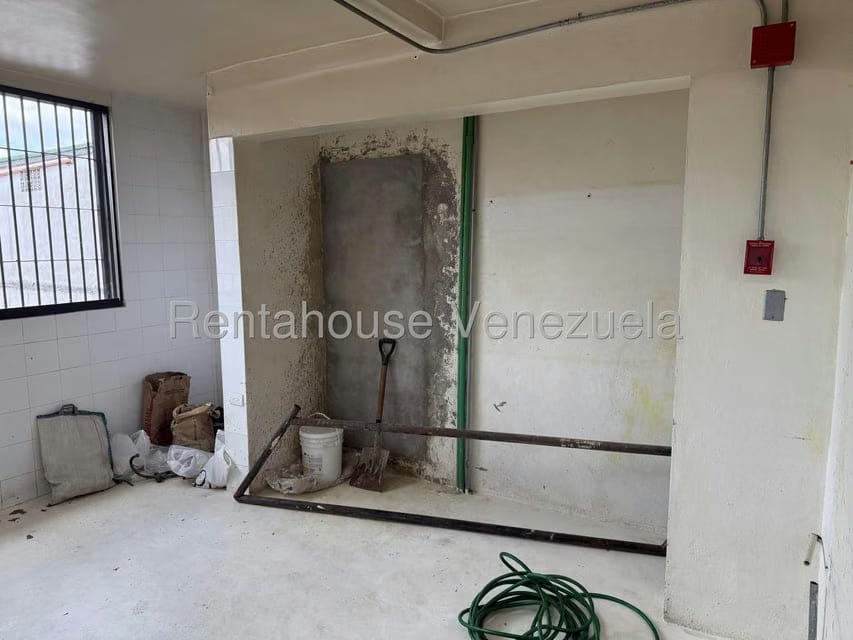 Comercial (Local Comercial) en Alquiler en El Hatillo, Distrito Metropolitano - 24