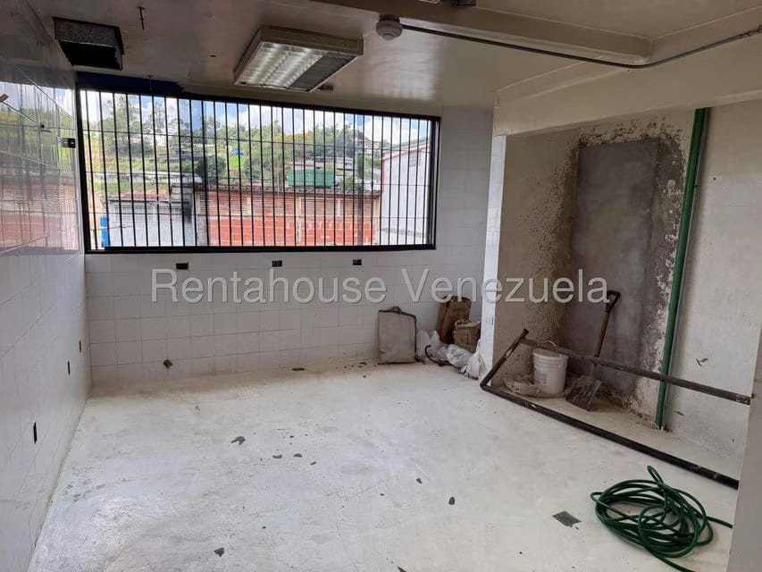 Comercial (Local Comercial) en Alquiler en El Hatillo, Distrito Metropolitano - 26