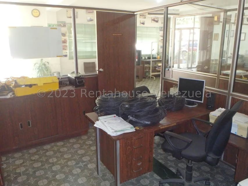 Comercial (Galpon - Deposito) en Venta en Rio Tuy, Miranda - 29