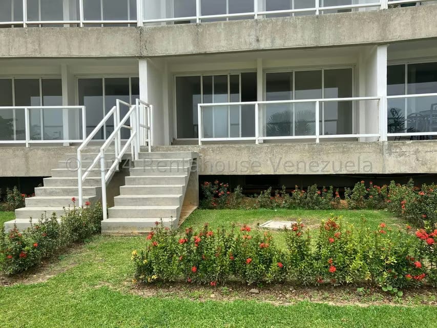 Apartamento (1 Nivel) en Venta en Agua Sal, Miranda - 4