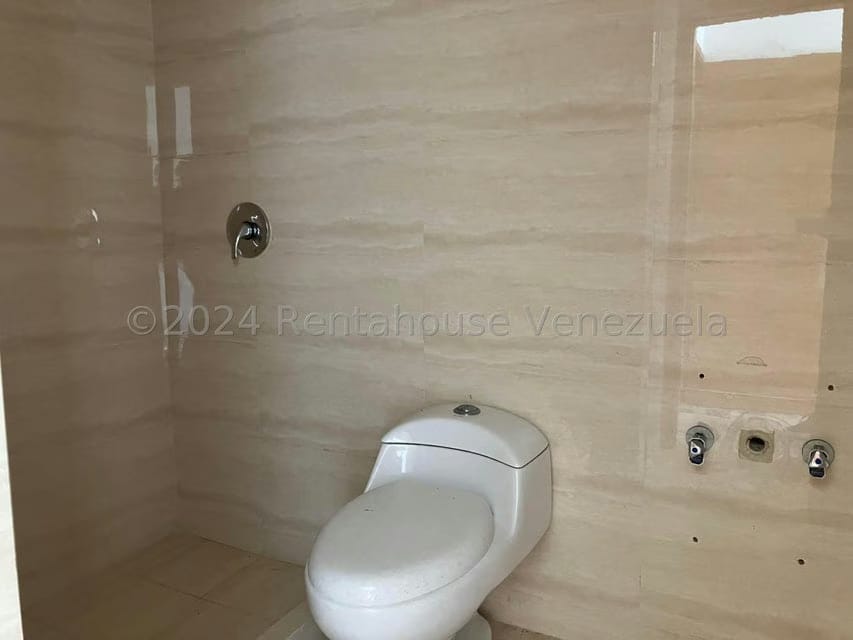 Apartamento (1 Nivel) en Venta en Agua Sal, Miranda - 8