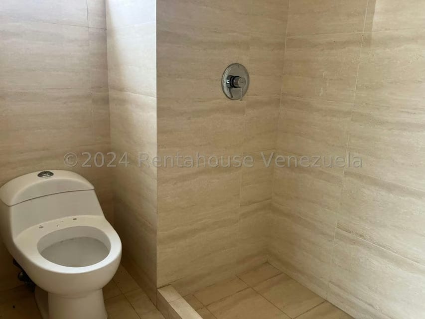 Apartamento (1 Nivel) en Venta en Agua Sal, Miranda - 9