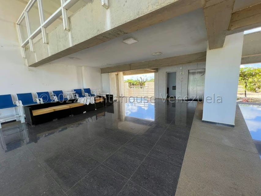 Apartamento (1 Nivel) en Venta en Agua Sal, Miranda - 29
