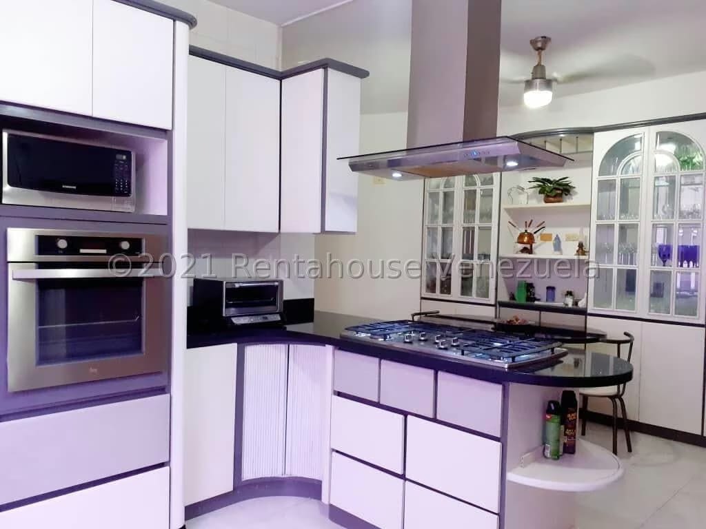 Apartamento en venta La Lago MLS # 24-6923 - 6