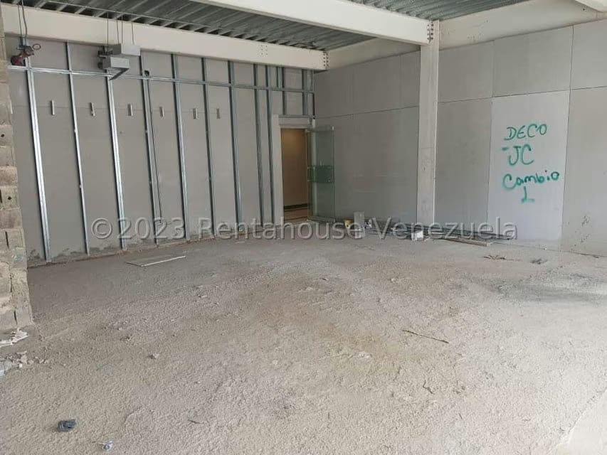 Comercial (Oficina) en Alquiler en Cerro Verde, Distrito Metropolitano - 7