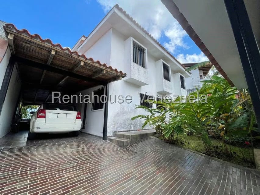 Casa (Multipes Niveles) en Venta en Los Naranjos del Cafetal, Distrito Metropolitano