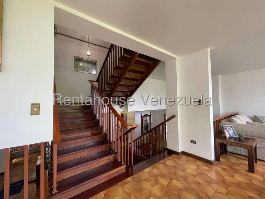 Casa (Multipes Niveles) en Venta en Los Naranjos del Cafetal, Distrito Metropolitano - 19