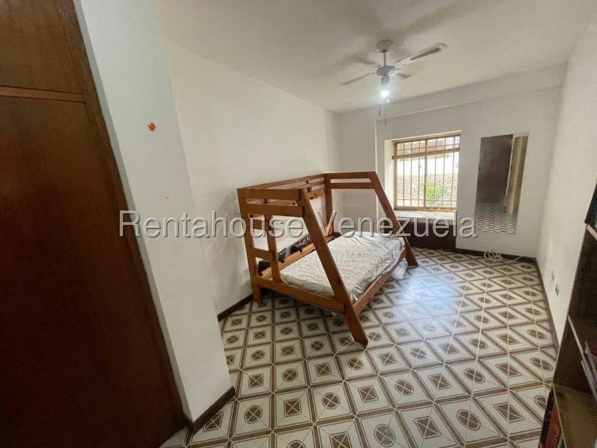 Casa (Multipes Niveles) en Venta en Los Naranjos del Cafetal, Distrito Metropolitano - 24