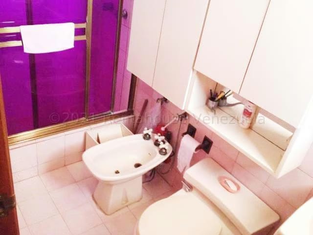 Casa (Multipes Niveles) en Venta en Colinas del Tamanaco, Distrito Metropolitano - 26