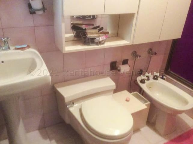Casa (Multipes Niveles) en Venta en Colinas del Tamanaco, Distrito Metropolitano - 27