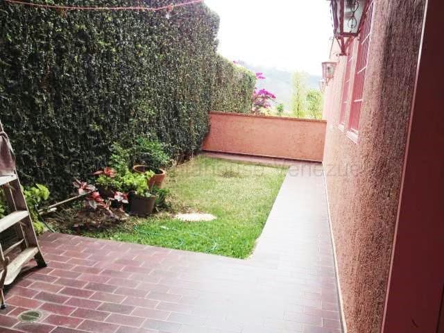 Casa (Multipes Niveles) en Venta en Colinas del Tamanaco, Distrito Metropolitano - 32