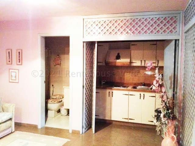 Casa (Multipes Niveles) en Venta en Colinas del Tamanaco, Distrito Metropolitano - 33