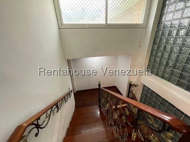 Casa (Multipes Niveles) en Venta en Prados del Este, Distrito Metropolitano - 15