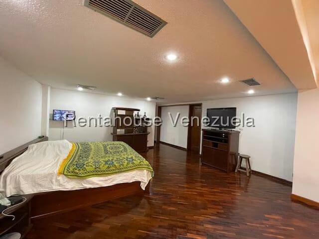 Casa (Multipes Niveles) en Venta en Prados del Este, Distrito Metropolitano - 17