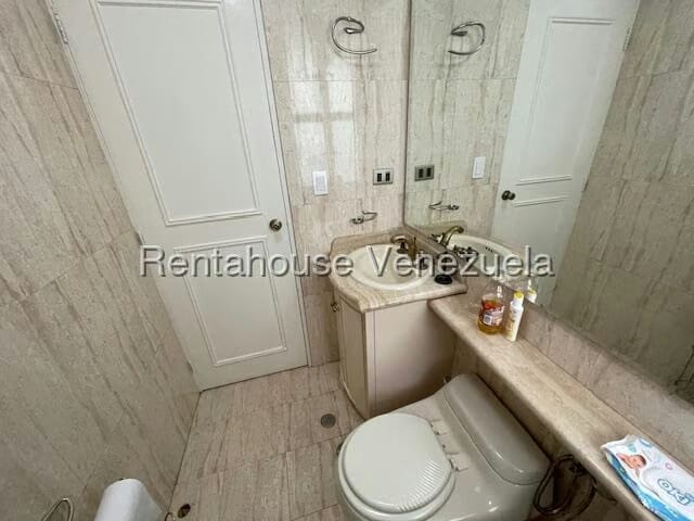 Casa (Multipes Niveles) en Venta en Prados del Este, Distrito Metropolitano - 27