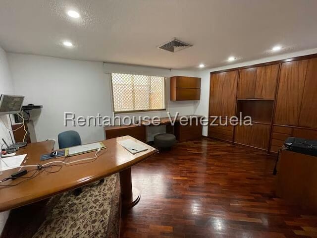 Casa (Multipes Niveles) en Venta en Prados del Este, Distrito Metropolitano - 29