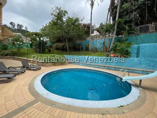 Casa (Multipes Niveles) en Venta en Prados del Este, Distrito Metropolitano - 46