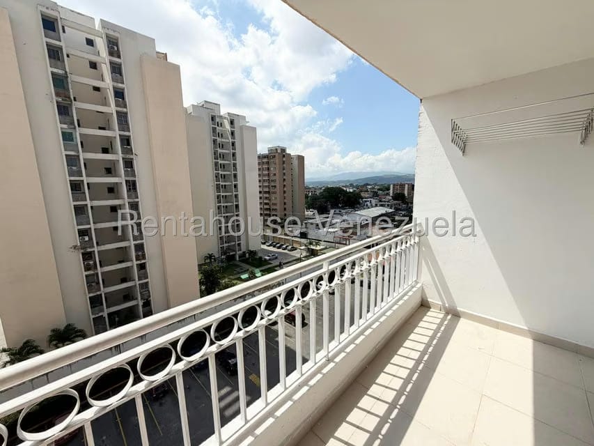 Apartamento (1 Nivel) en Venta en Zona Oeste, Lara - 7