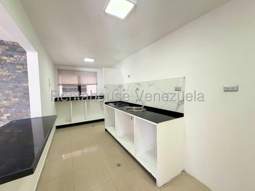 Apartamento (1 Nivel) en Venta en Zona Oeste, Lara - 8
