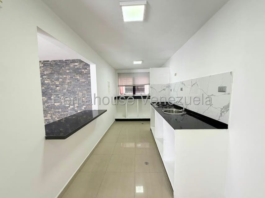 Apartamento (1 Nivel) en Venta en Zona Oeste, Lara - 9