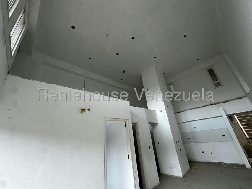 Apartamento (Duplex) en Venta en Los Samanes, Distrito Metropolitano - 12