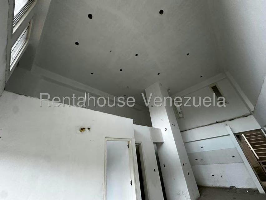 Apartamento (Duplex) en Venta en Los Samanes, Distrito Metropolitano - 13