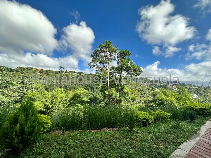 Apartamento (Duplex) en Venta en Los Samanes, Distrito Metropolitano - 3